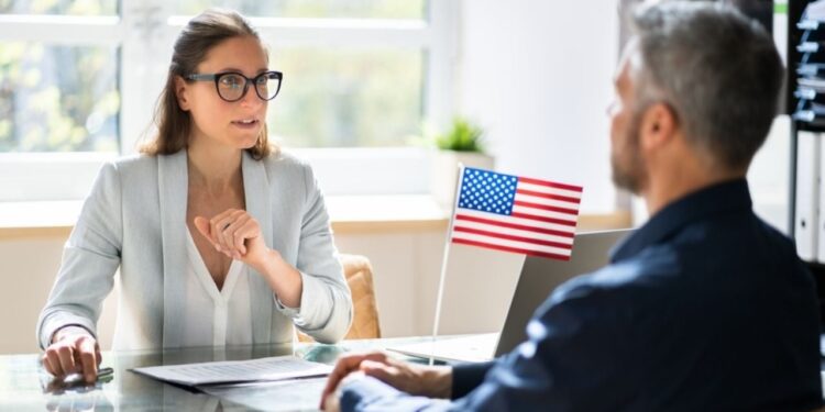 Viajes a EU: ¿Qué pasa si me llevan al segundo cuarto de inspección en los controles migratorios?