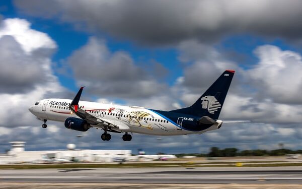 El Museo Tamayo transforma un avión e Aeroméxico en una obra de rte