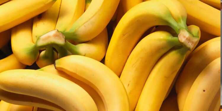 5 Foods to avoid eating with bananas