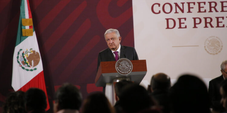 AMLO asegura que la FIL tiene "tendencias conservadoras"