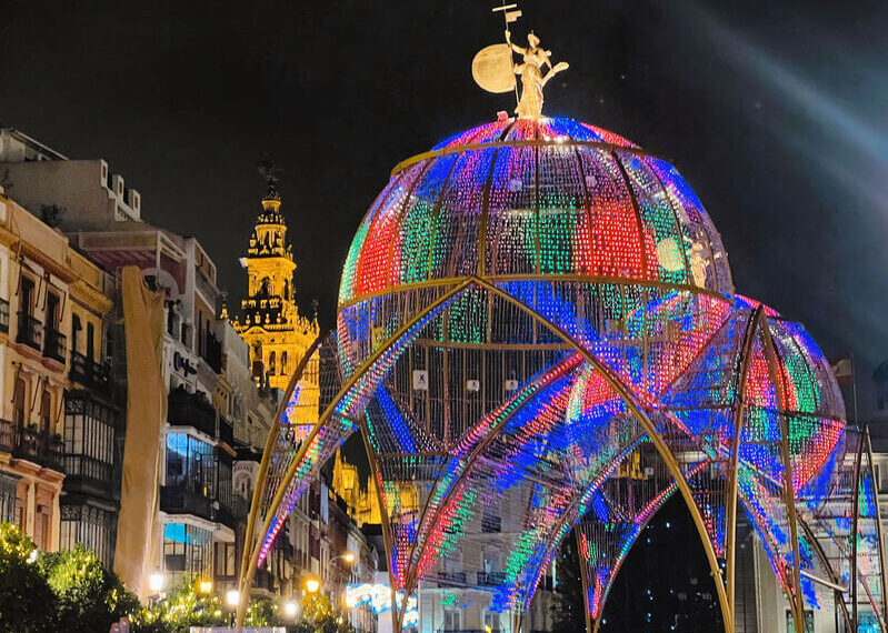 Espectáculo de la Plaza San Francisco 2022 - Templo de la Luz