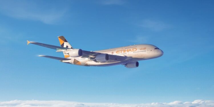 Agrega Etihad un tercer avión A380 para su ruta a Londres