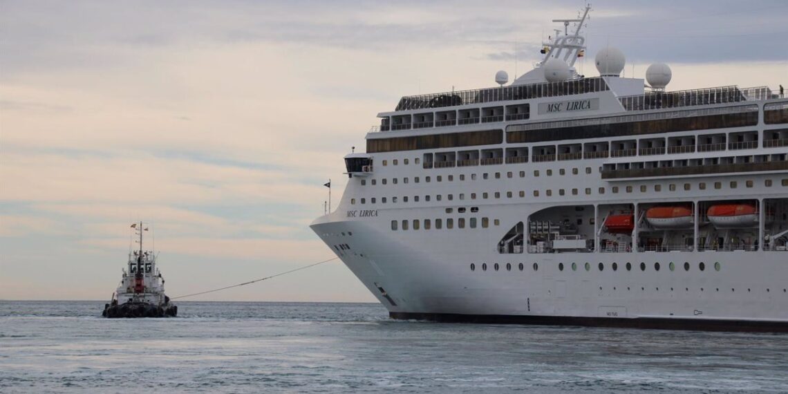 Alicante prevé batir récord de cruceros en 2024 con más de un centenar de barcos y unos 300.000 pasajeros