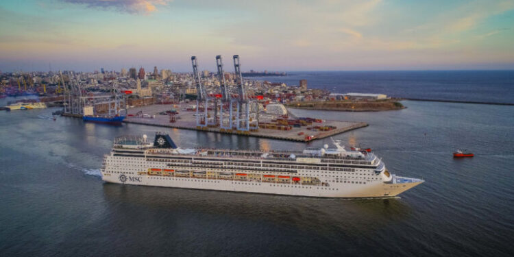 Comenzó la temporada de cruceros 2023-2024 en Uruguay: se espera la llegada de más de 200 buques