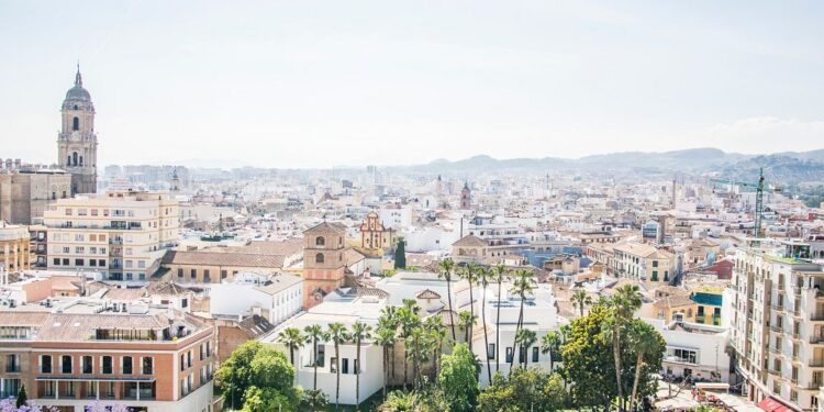 Los expatriados clasifican las mejores y peores ciudades europeas de 2023 en sanidad, vivienda y vida social