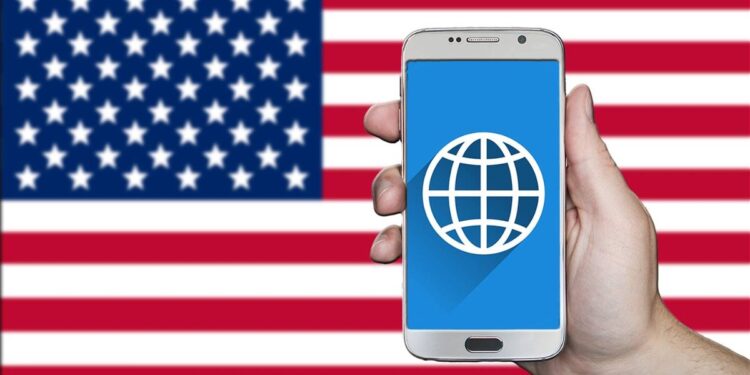 Cómo tener Internet en el móvil al viajar a Estados Unidos