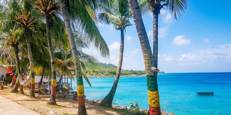 ¿Cuál es la temporada baja para viajar a San Andrés?