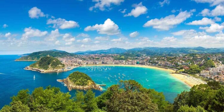 Esta es la única ciudad española elegida como destino de lujo para viajar