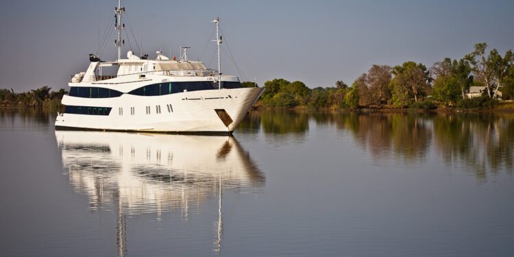 África también es tierra de cruceros fluviales