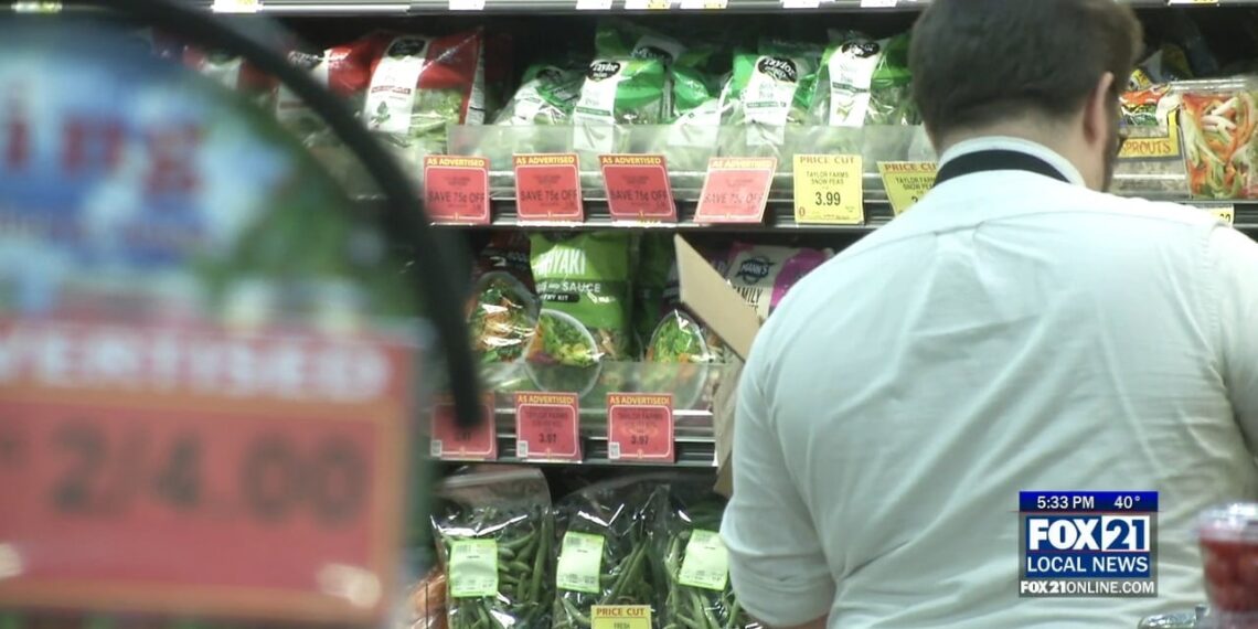 Super One Foods Donation Provides 145,000 Meals To Families In Need