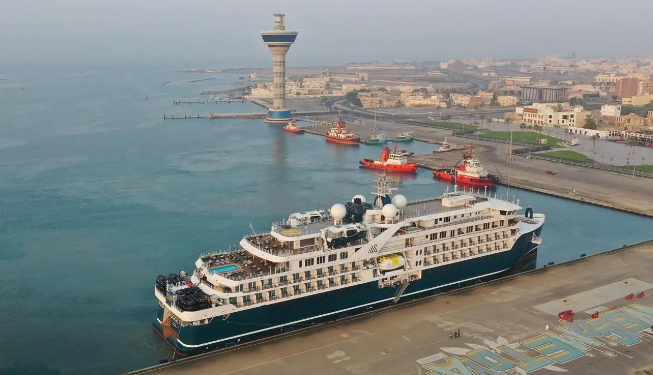 Crucero de Swan Hellenic hace escala inaugural en Arabia Saudita