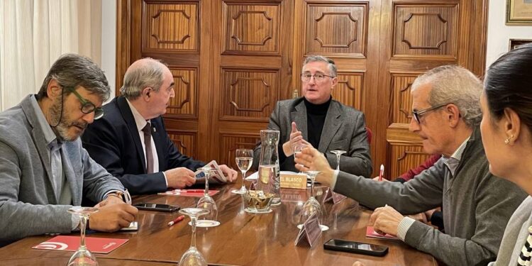 El Gobierno de Aragón, la DPH y el Ayuntamiento elaborarán una planificación turística - Informativo Mediodía en Huesca