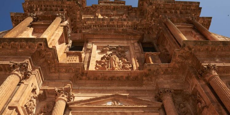 La fabulosa Petra española que esconde un pequeño pueblo de Burgos