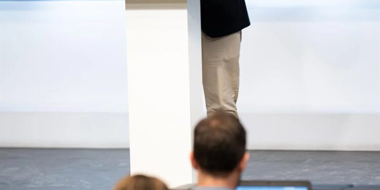 El PP critica el "error garrafal" de Sánchez en su viaje a Israel y no aclara si apoyaría reconocer un Estado palestino