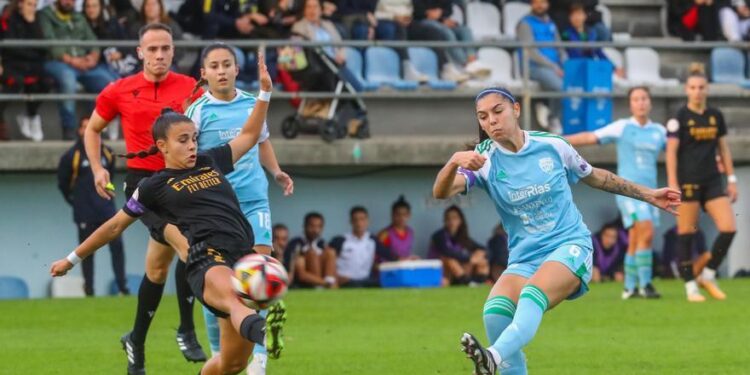 El Viajes InterRías gana en jerarquía ante el Real Madrid B (1-1)