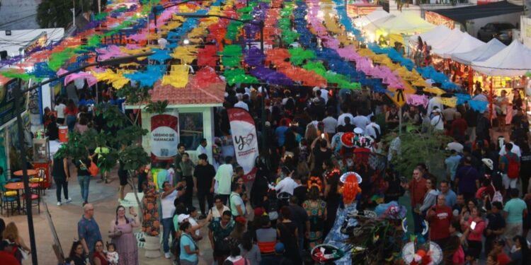 Concluye evento de Día de Muertos en Cancún con más de 62 mil asistentes 