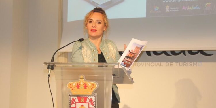 Granada asiste al World Travel Market con el objetivo de recuperar turistas y vuelos