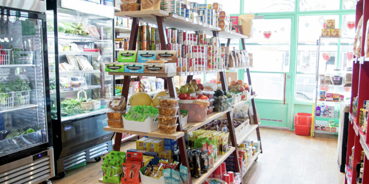 Little Red Box Grocery moves into Houston's food deserts