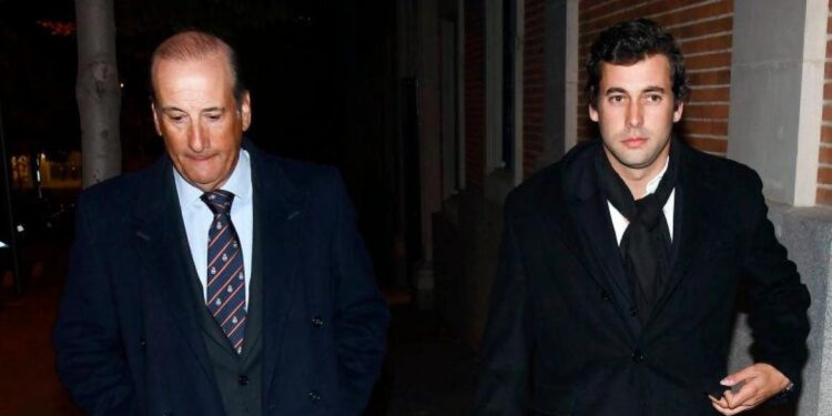 La adicción por la caza le juega disgustos al bisnieto de Franco