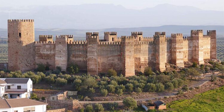 Paisajes y castillos en la provincia más fortificada de España