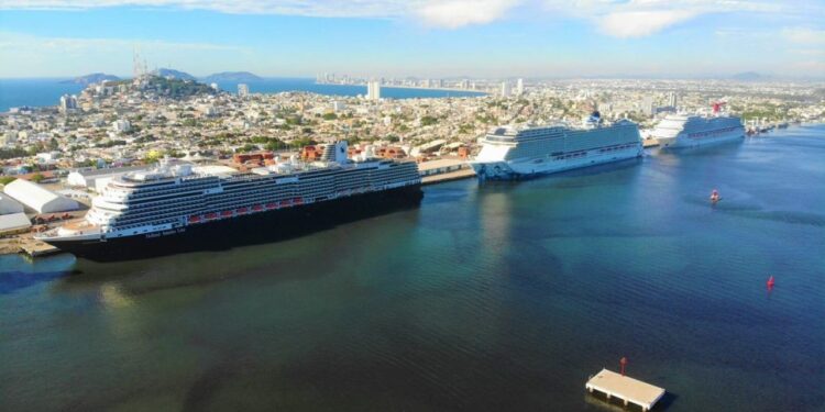 Mazatlán anuncia récord de asistencia para conferencia de cruceros y feria comercial de la FCCA