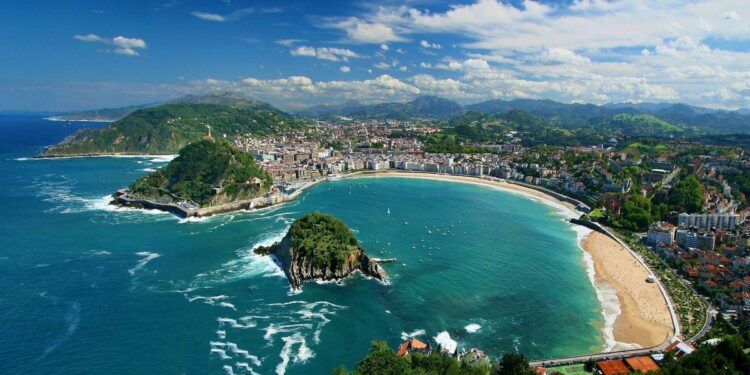 Esta ciudad de España, entre los 24 mejores destinos para viajar en 2024