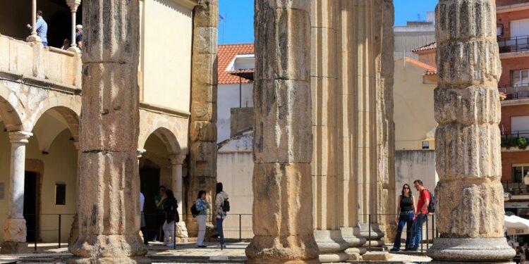 Mérida y el resto de Ciudades Patrimonio de la Humanidad de España promocionan su oferta turística y cultural en la World Travel Market de Londres