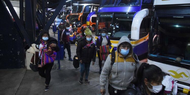 Sistema digital para autorización de viajes a menores de edad funcionará desde 2024