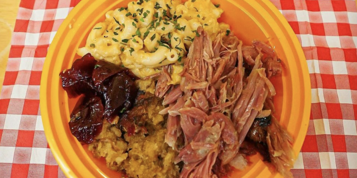 New restaurant specializing in smoked turkey legs and other comfort foods is coming to Cbus – 614NOW