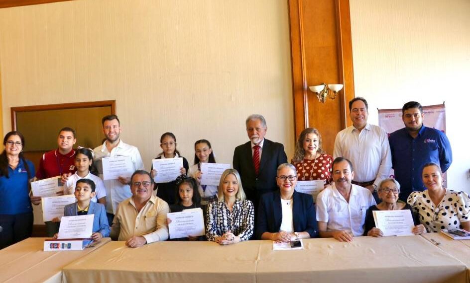 Premia Sectur Sinaloa a ganadores del Concurso Nacional de Cultura Turística