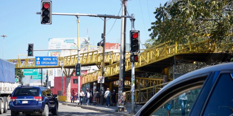 Gobierno del Estado restablece semáforos en el crucero del Parque del Amor – Oaxaca MX