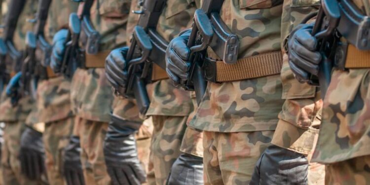 ¡Fuera el Ejército y la Marina de las zonas turísticas!
