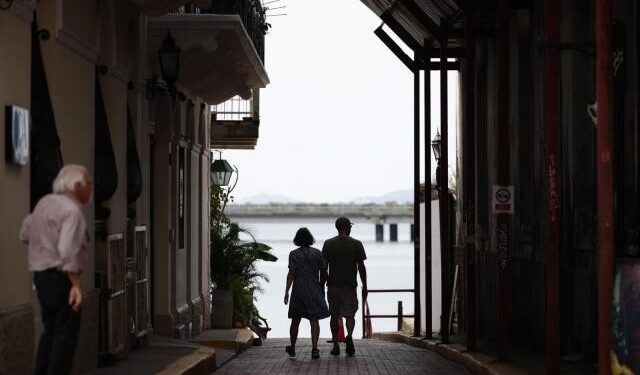 Sector turismo sufre retroceso con la cancelación de visitantes y cruceros