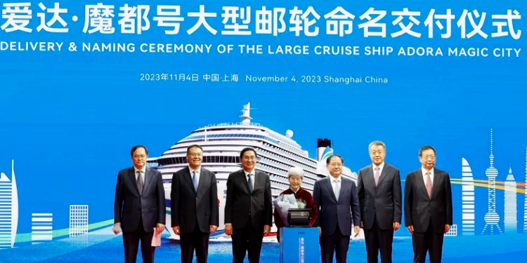 Realizan ceremonia de nombramiento del primer crucero de fabricación china