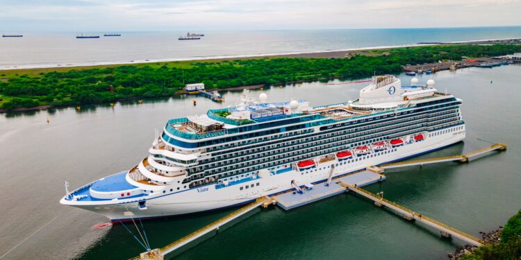 Más de 70 mil cruceristas se esperan durante la emporada de cruceros