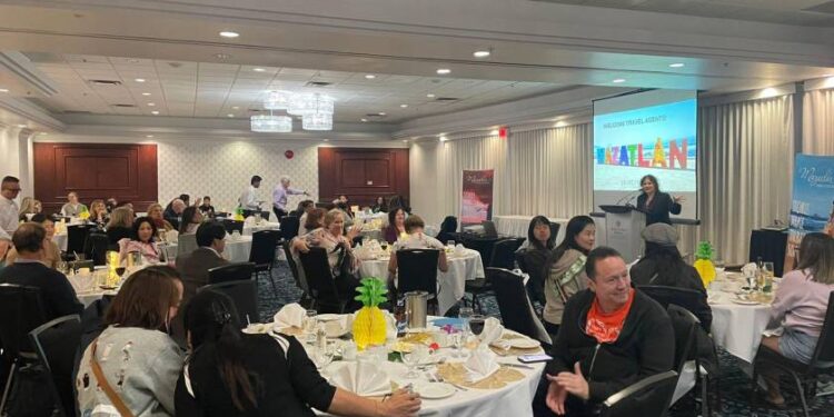 Promocionan Sectur Sinaloa y hoteleros a Mazatlán en Canadá