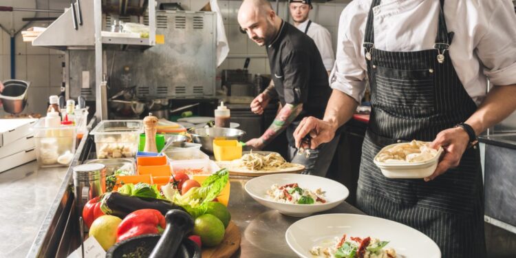 A new study says restaurants have gotten more disgusting since the pandemic because of food safety