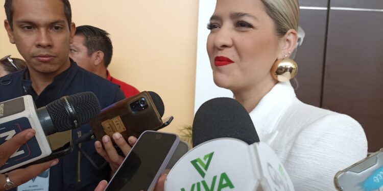 Con buenas reuniones camina convención de la Asociacion de cruceros de Florida y el Caribe: Estrella Palacios.