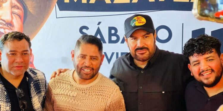 ¡Ay amaaá! Pancho Barraza festejará a lo grande sus 30 años de trayectoria