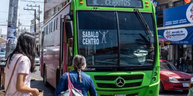 ¡Les dan el pase! Vialidad invita a mujeres a formar parte del Transporte Público