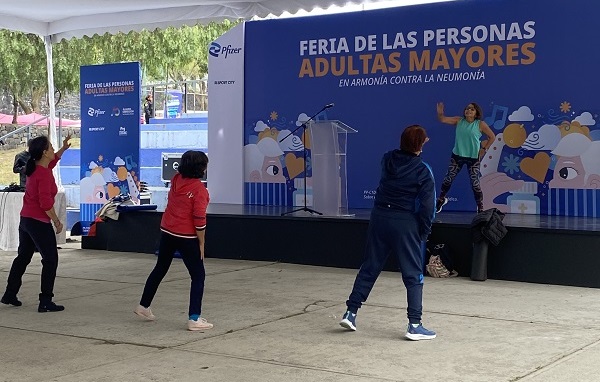 Pfizer, en colaboración con la alcaldía Álvaro Obregón, realiza la “1° Feria de las Personas Adultas Mayores” para promover el cuidado integral de la salud en temporada invernal