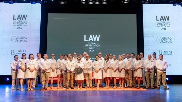 Celebro El Grupo Lomas a Los Agentes de Viajes y presento su nueva diversión hotelera