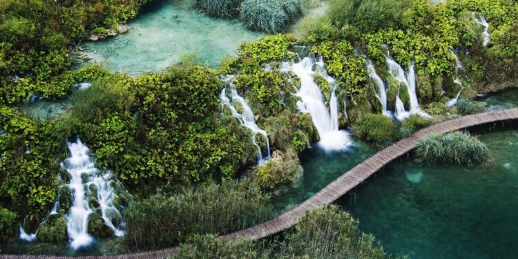 Expedia amplía sus asociaciones de viajes en Europa