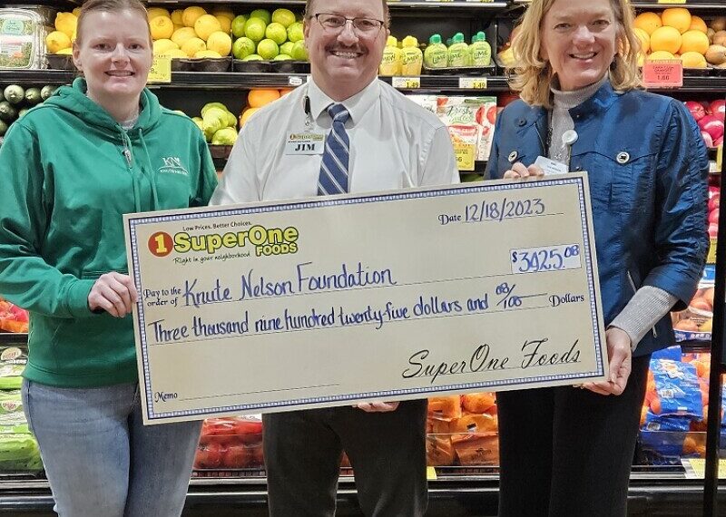 Super One Foods Wadena and Baxter help raise $3,925.08 for Knute Nelson hospice program - Wadena Pioneer Journal