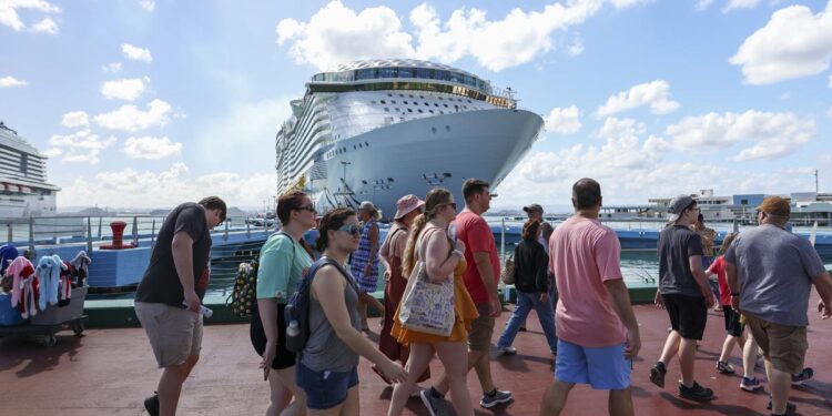 Temporada alta de cruceros inició sin el cierre de la APP de los muelles