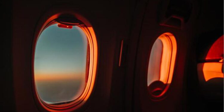 Cuando los menores viajan solos: guías y recomendaciones