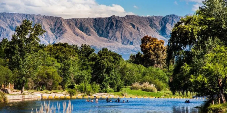 los mejores destinos turísticos para visitar en la provincia