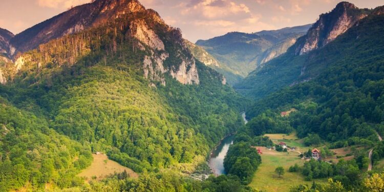 ¿Qué es la ruta TransDinárica? La mejor región del mundo para viajar en 2024, según ‘Lonely Planet’