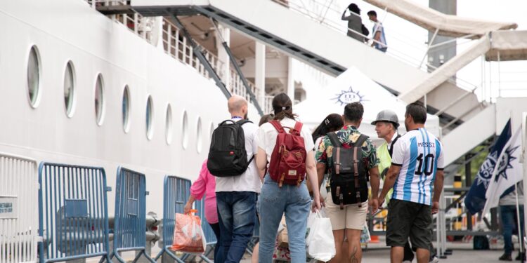 La razón que cambió los hábitos de los turistas argentinos y este verano agotó los cruceros a Brasil