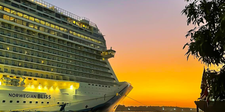 Guatemala: Puerto Quetzal recibe al crucero Norwegian Bliss